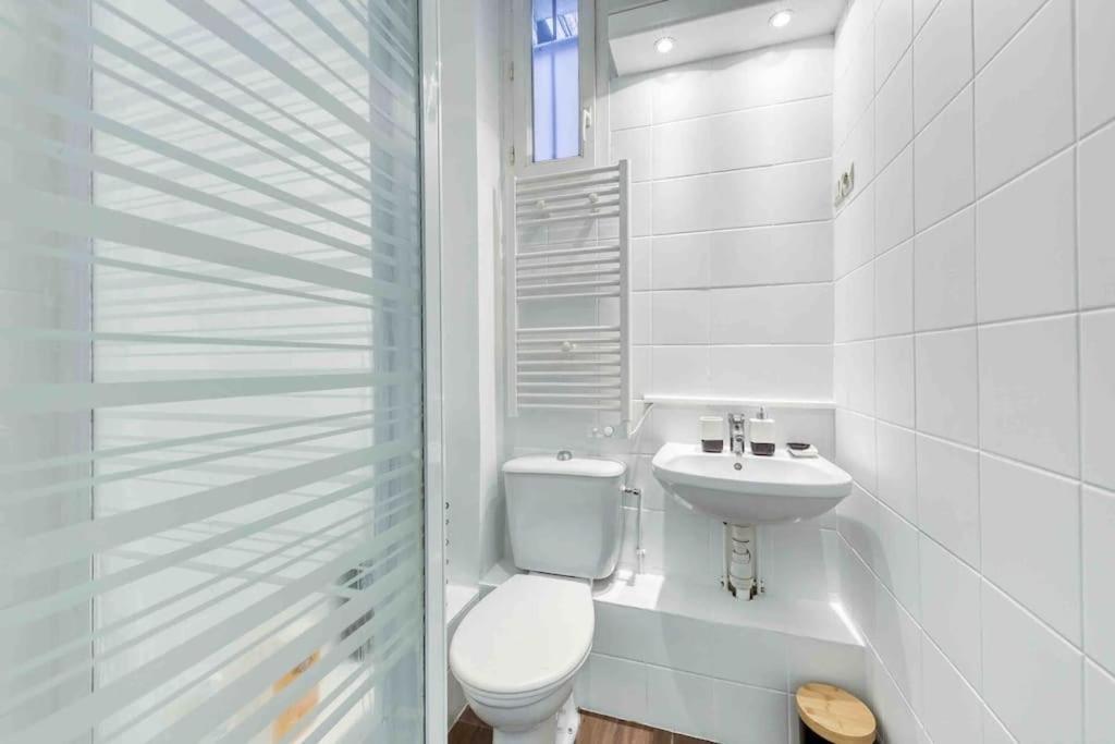 Paris Gentilly Appartement Tout Equipe - Rer B Luaran gambar